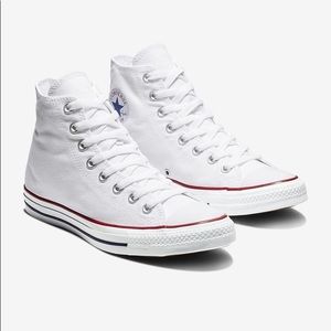 White high top converse ( unisex M-7 W-9)